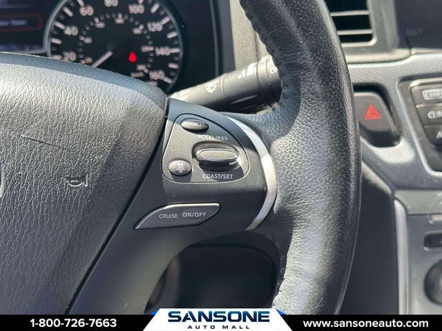 2019 Nissan Pathfinder SL