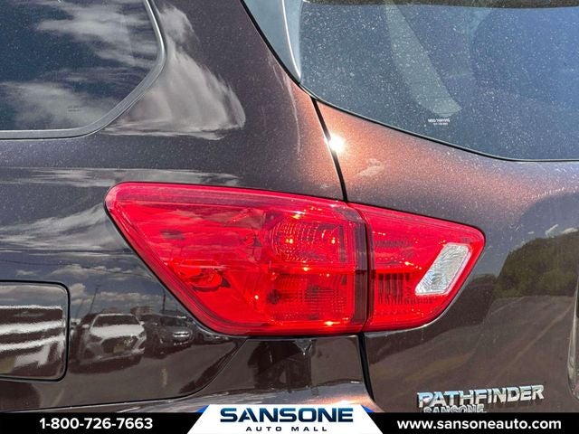2019 Nissan Pathfinder SL