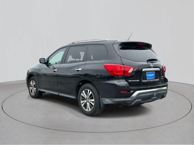 2017 Nissan Pathfinder SL