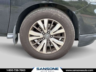 2017 Nissan Pathfinder SL