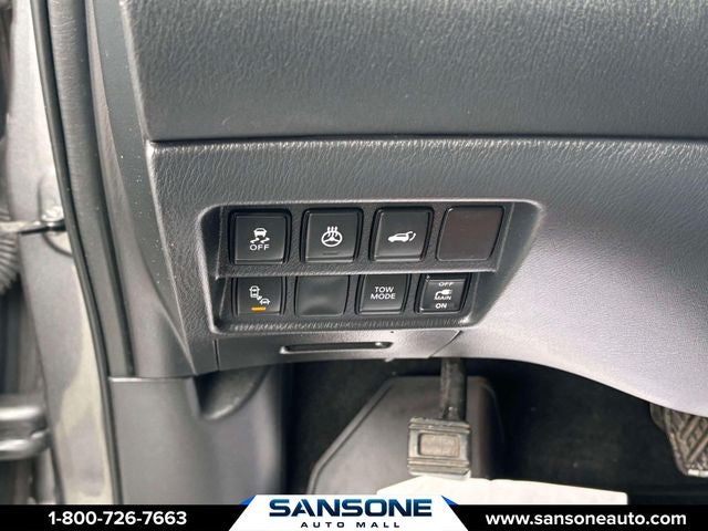 2018 Nissan Pathfinder SL