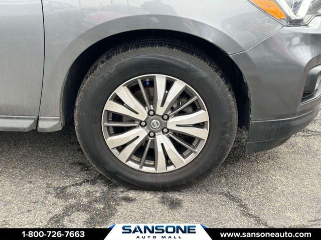 2018 Nissan Pathfinder SL