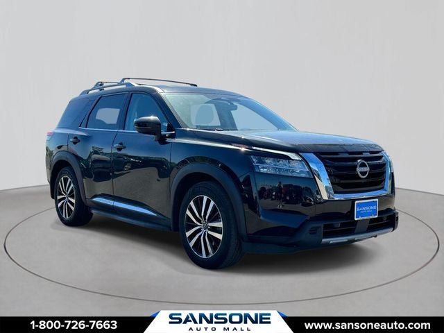 2024 Nissan Pathfinder Platinum 4WD's photo