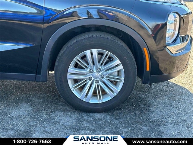 2024 Mitsubishi Outlander ES