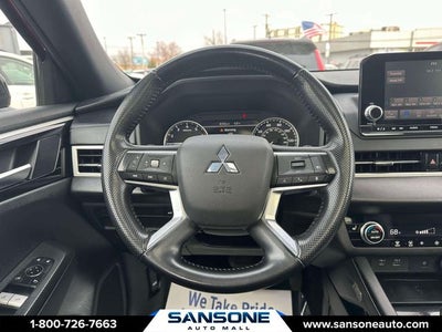 2022 Mitsubishi Outlander Black Edition