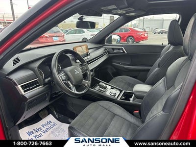 2022 Mitsubishi Outlander Black Edition