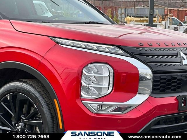 2022 Mitsubishi Outlander Black Edition