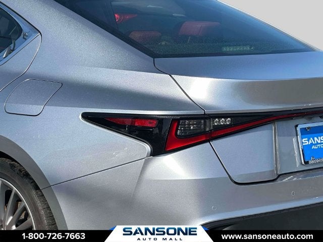 2022 Lexus IS 300