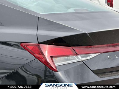 2023 Hyundai Elantra SE