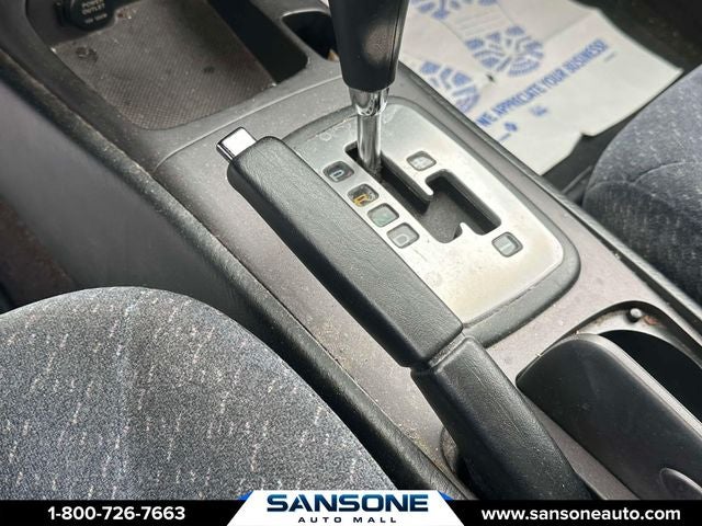 2004 Hyundai Sonata Base