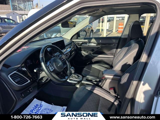 2023 Kia Seltos EX