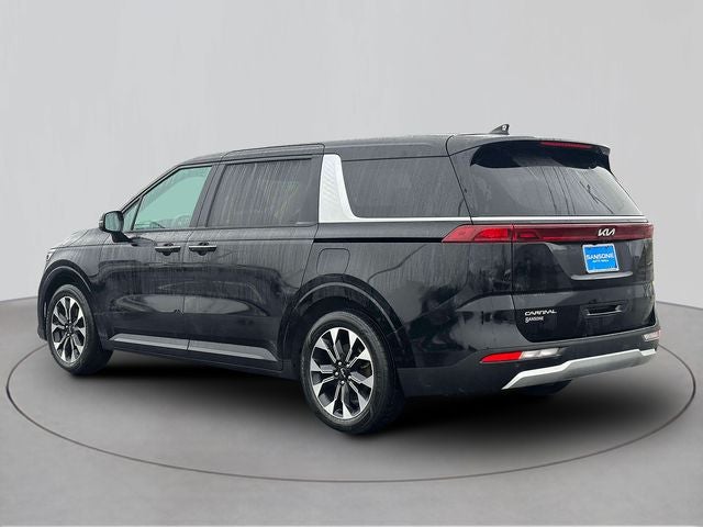 2023 Kia Carnival EX