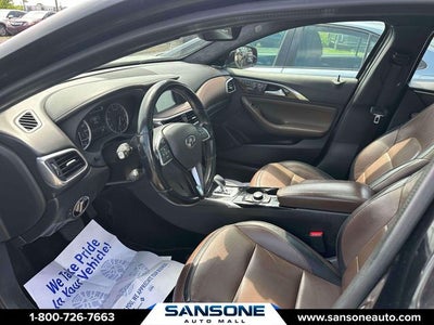 2018 INFINITI QX30 ESSENTIAL