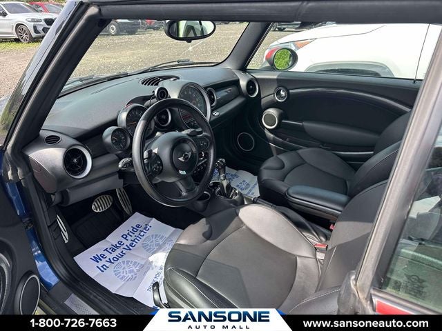2015 MINI Cooper S Base