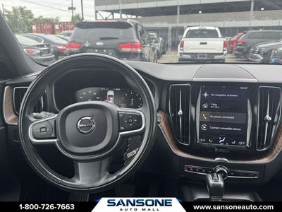 2021 Volvo XC60 T5 Momentum