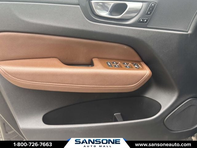 2021 Volvo XC60 T5 Momentum